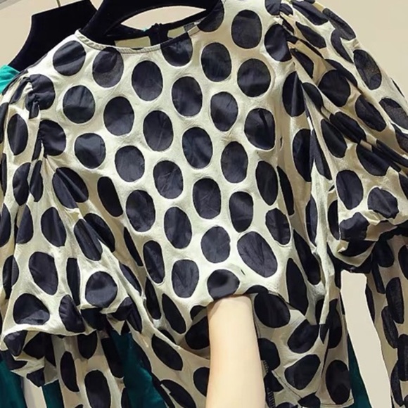 1 Left! Black n Cream Polka Dots Top wUpper Puff - Picture 4 of 5
